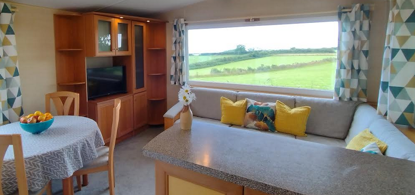 Living area in Skylarks Chalet at Sea View Campsite, Slapton, South Devon (8 miles from Dartmouth)